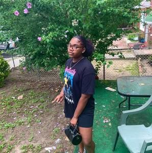 Meet your Posher, Janasia